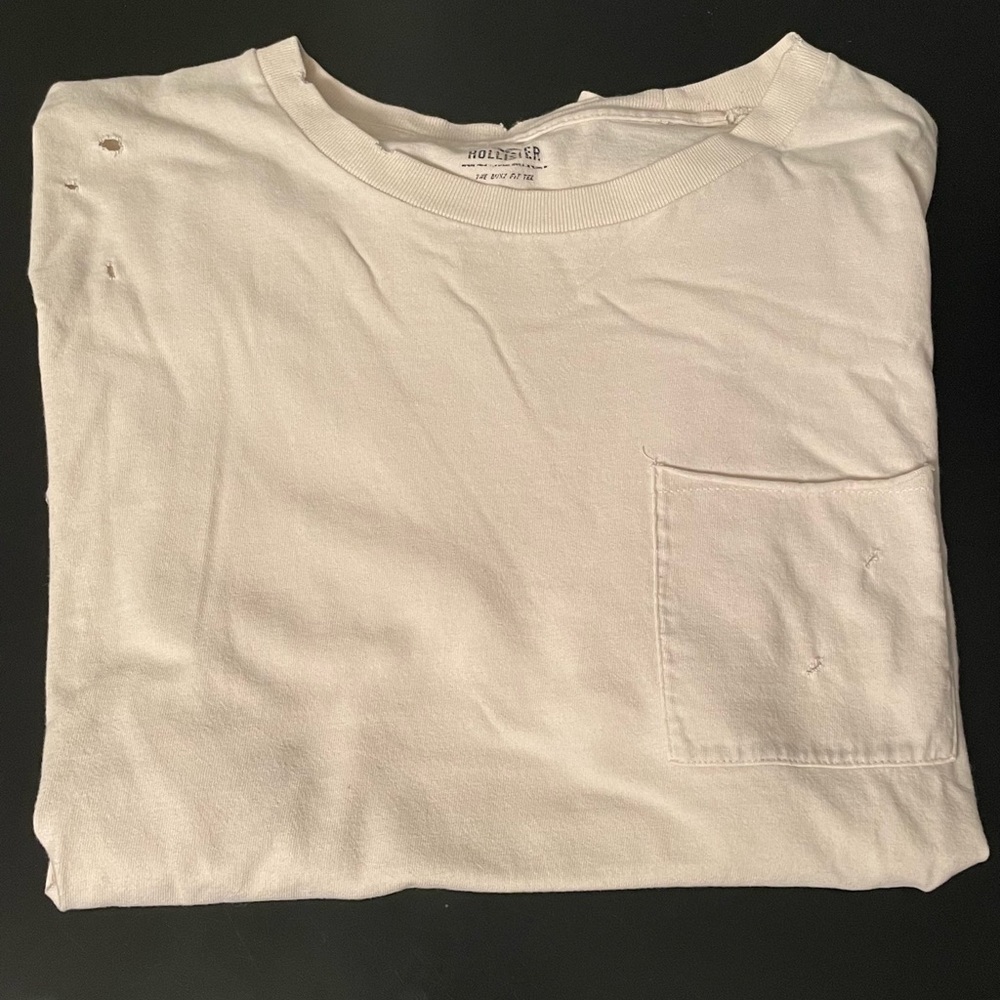 Hollister Men’s Distressed Ripped T-Shirt - Size Small